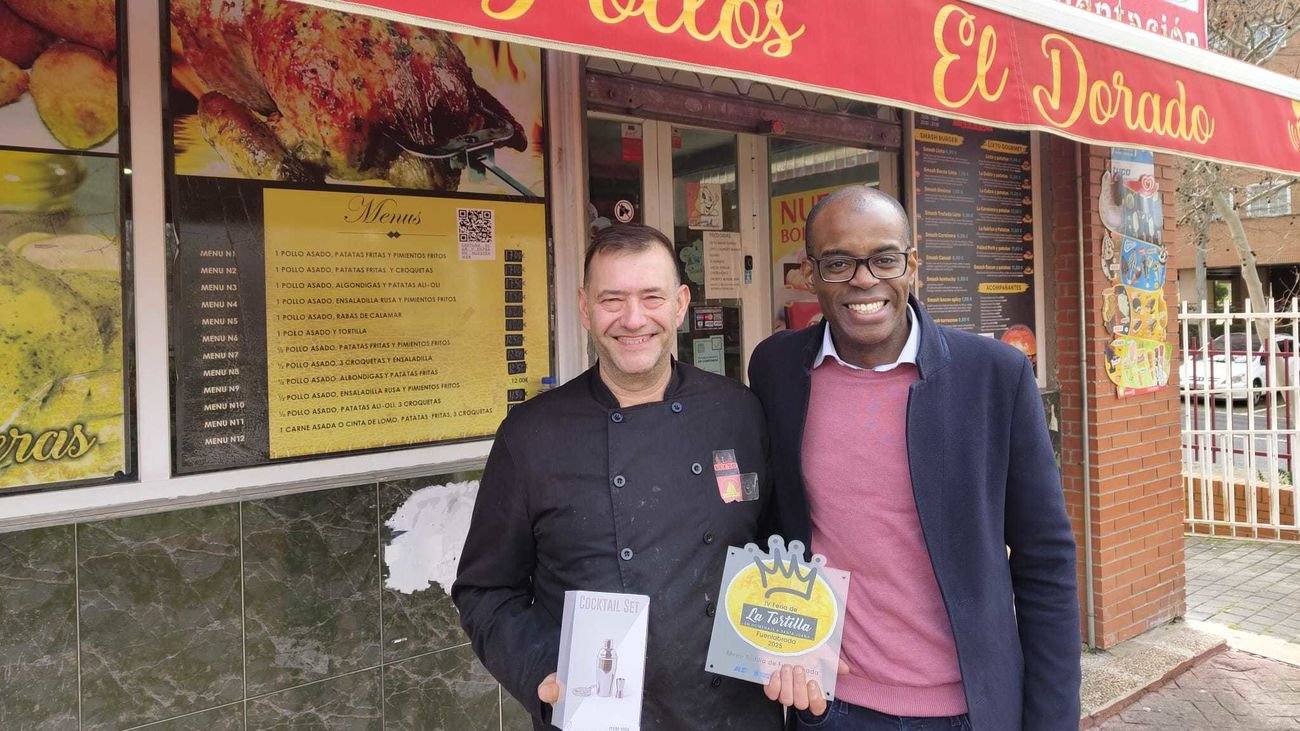 Entrega del premio a la mejor tortilla de patatas de Fuenlabrada de 2025