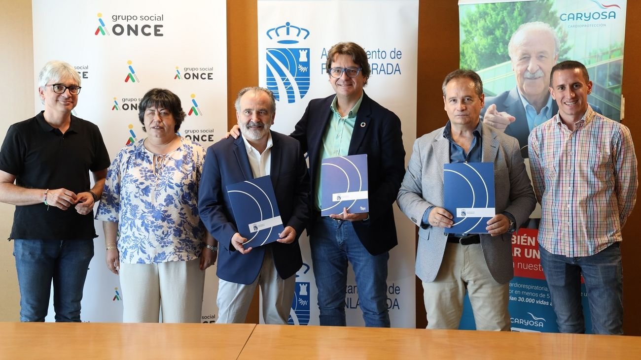 Juan Ayala con el delegado de la ONCE en Madrid, la presidenta del Consejo Territorial de la ONCE en Madrid  y el representante de Caryosa