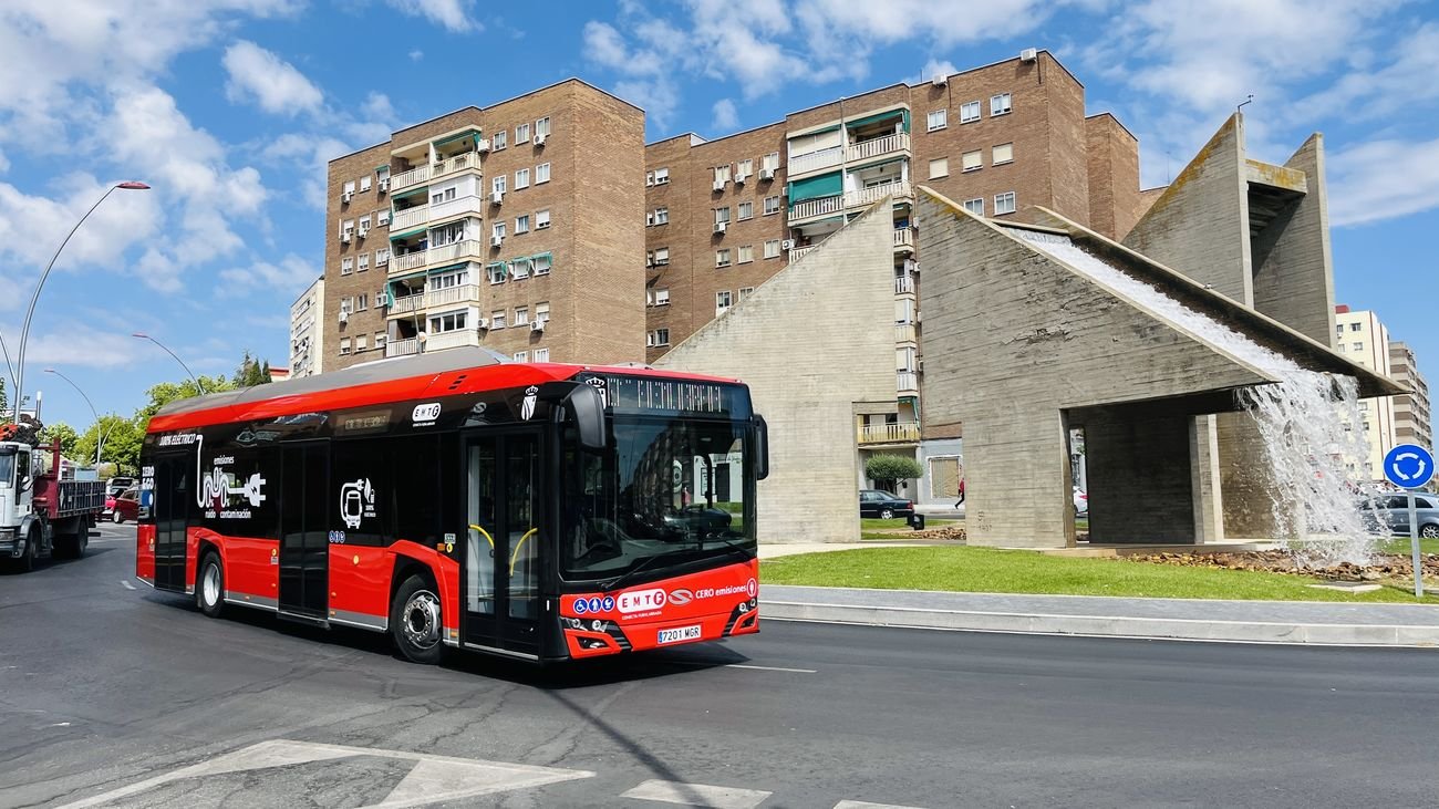 Un autobús de la EMTF de Fuenlabrada
