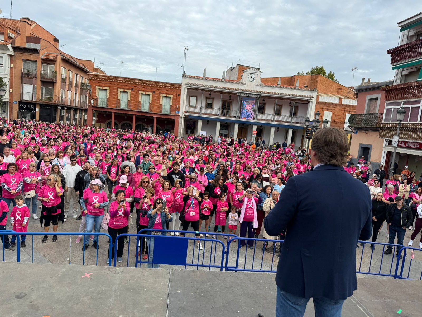 Fuenlabrada se une a la lucha contra el cáncer de mama con una marcha y jornada informativa